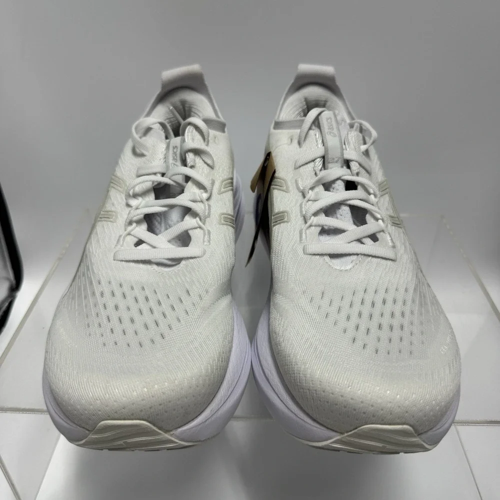 Brand New Asics GEL-Nimbus 27 White Running 1012B753 Women's Size 12 / Men 10.5